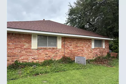 6301 Wheaton Drive, Fort Worth, TX 76133 - Photo 4