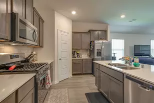 3204 Peacock Ln, Celina, TX 75009 - Photo 10