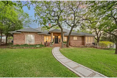 3716 Oakwood Drive, Grapevine, TX 76051 - Photo 4