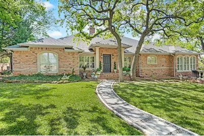 3716 Oakwood Drive, Grapevine, TX 76051 - Photo 1