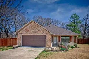 111 Oak St, Emory, TX 75440 - Photo 2