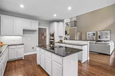 9212 Longview Drive, Plano, TX 75025 - Photo 8