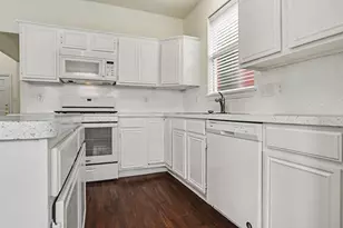 829 Waterwood Ln, Mesquite, TX 75181 - Photo 10