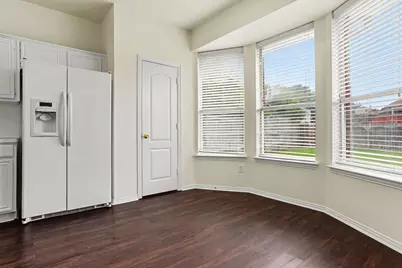 829 Waterwood Lane, Mesquite, TX 75181 - Photo 8