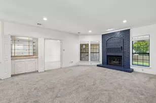 2804 Gainesborough Dr, Dallas, TX 75287 - Photo 4