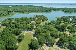 101 Friendship Cir, West Tawakoni, TX 75474 - Photo 4