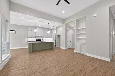 4323 Metropolitan Avenue, Dallas, TX 75210 - Photo 2