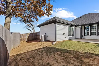 759 N Eddy Avenue, Denison, TX 75020 - Photo 36