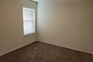 1934 Mosley Dr, Lancaster, TX 75146 - Photo 10