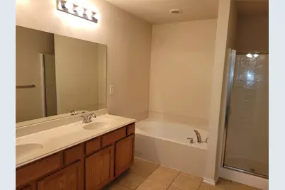 1934 Mosley Drive, Lancaster, TX 75146 - Photo 6