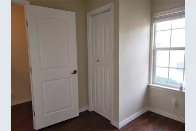 1934 Mosley Drive, Lancaster, TX 75146 - Photo 8