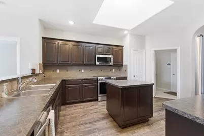 10856 Middleglen Road, Fort Worth, TX 76052 - Photo 12