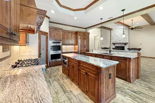 6509 Ladybank Ct W, Cleburne, TX 76033 - Photo 12