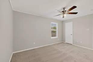414 Blueberry Hill Ln, Mansfield, TX 76063 - Photo 18