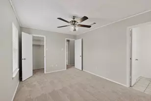 414 Blueberry Hill Ln, Mansfield, TX 76063 - Photo 22