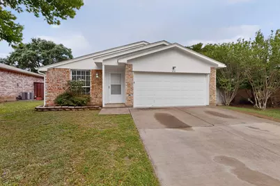 414 Blueberry Hill Lane, Mansfield, TX 76063 - Photo 2