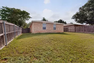 414 Blueberry Hill Ln, Mansfield, TX 76063 - Photo 38