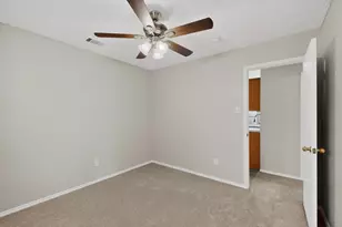 414 Blueberry Hill Ln, Mansfield, TX 76063 - Photo 34