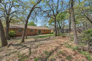 33 Somerset Terrace, Bedford, TX 76022 - Photo 16