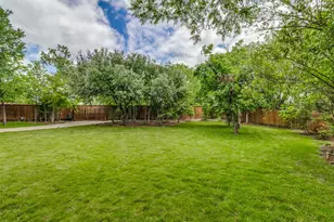 10118 Timber Trail Dr, Dallas, TX 75229 - Photo 28