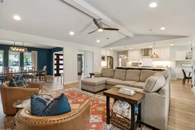 10118 Timber Trail Drive, Dallas, TX 75229 - Photo 8