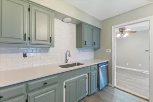 312 E Cottonwood St, Leonard, TX 75452 - Photo 14
