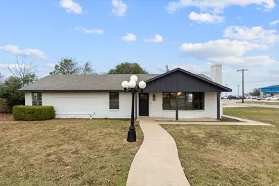 312 E Cottonwood Street, Leonard, TX 75452 - Photo 2