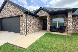 105 Midway Meadows St, Pottsboro, TX 75076 - Photo 4