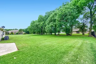 3601 Cliffwood Dr, Alvarado, TX 76009 - Photo 26