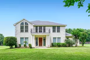 3601 Cliffwood Dr, Alvarado, TX 76009 - Photo 1