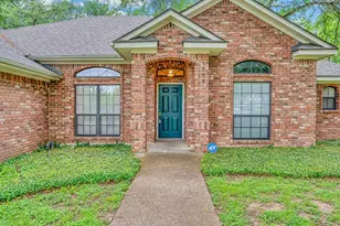 3208 Park Lake Dr, Waco, TX 76708 - Photo 2
