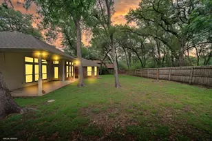 3208 Park Lake Dr, Waco, TX 76708 - Photo 30