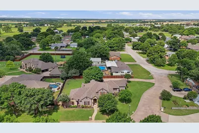 201 Hillside Lane, Lindsay, TX 76250 - Photo 36