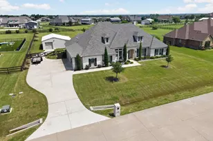 13420 Escalara Ln, Justin, TX 76247 - Photo 2