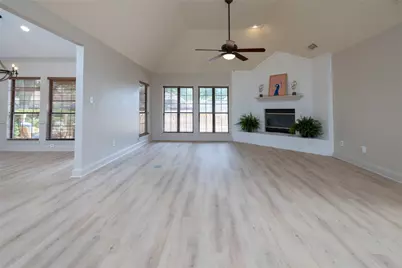 2117 N Aspenwood Drive, Grapevine, TX 76051 - Photo 6