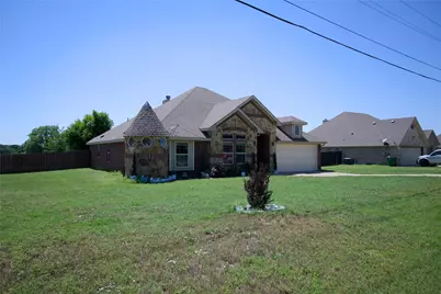 130 Bridle Path Drive, Stephenville, TX 76401 - Photo 2