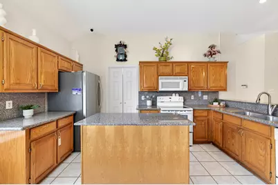 2205 Davin Drive, Carrollton, TX 75006 - Photo 12