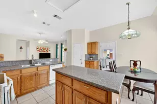 2205 Davin Dr, Carrollton, TX 75006 - Photo 14