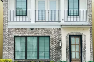 8121 Bromley Dr, Dallas, TX 75231 - Photo 2
