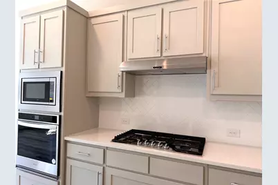 8121 Bromley Drive, Dallas, TX 75231 - Photo 8