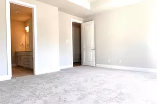 8121 Bromley Dr, Dallas, TX 75231 - Photo 20