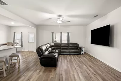 240 Donna Drive, Ferris, TX 75125 - Photo 2
