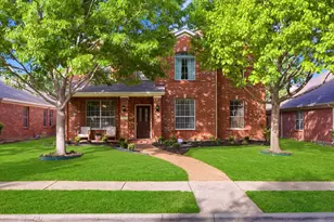 12471 Hawk Creek Dr, Frisco, TX 75033 - Photo 2