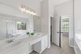 12471 Hawk Creek Dr, Frisco, TX 75033 - Photo 22
