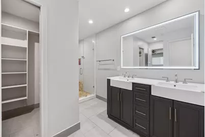 3945 Clubway Lane, Farmers Branch, TX 75244 - Photo 20