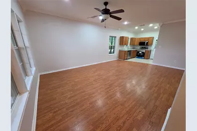 307 Barnes Street, Fairfield, TX 75840 - Photo 2