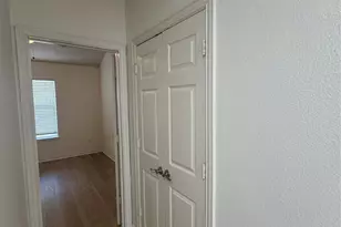 8745 Manhattan Ave, Plano, TX 75024 - Photo 16