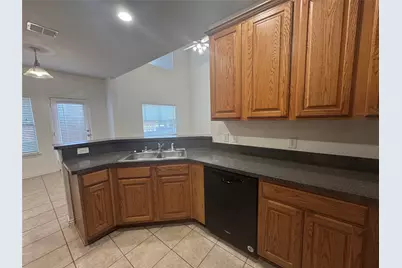 8745 Manhattan Avenue, Plano, TX 75024 - Photo 6
