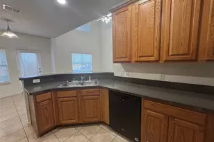 8745 Manhattan Ave, Plano, TX 75024 - Photo 6