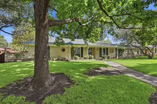 1512 Cliffbrook Dr, Plano, TX 75075 - Photo 2